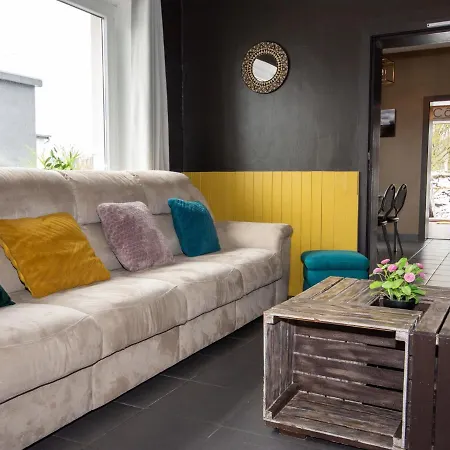 Elegant Mansion Holiday home Waimes