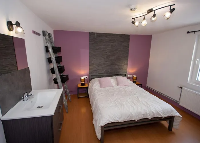 Elegant Mansion Waimes