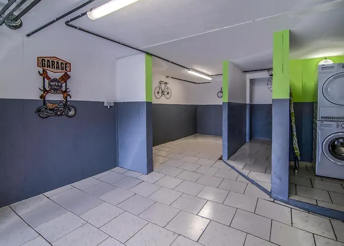 Elegant Mansion Waimes